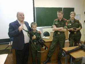 Кадетский класс школы №30 в гостях у Факультета военного обучения